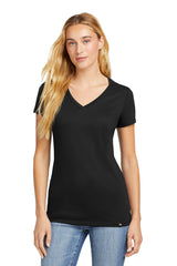 New Era ® Women's Heritage Blend V-Neck Tee. LNEA101 - Black
